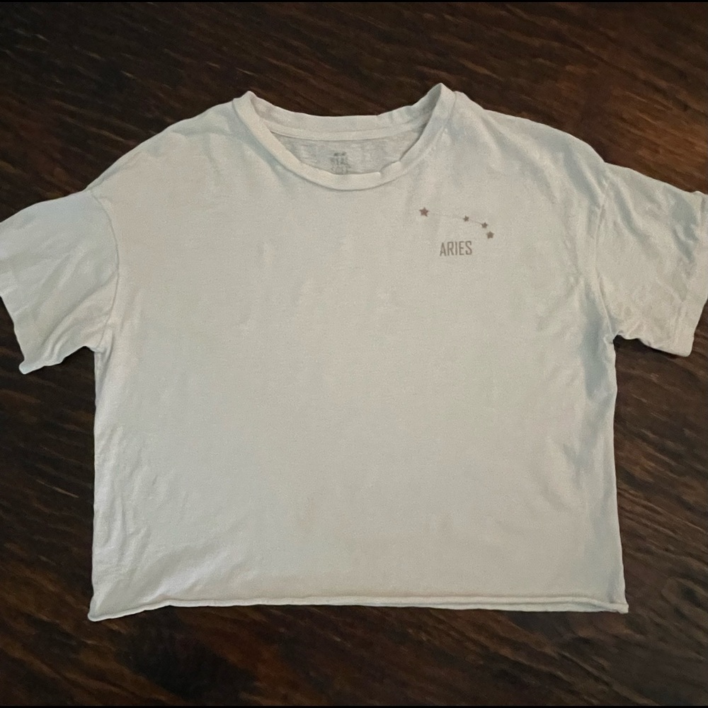 3/$15 Aerie XS white Aries white top